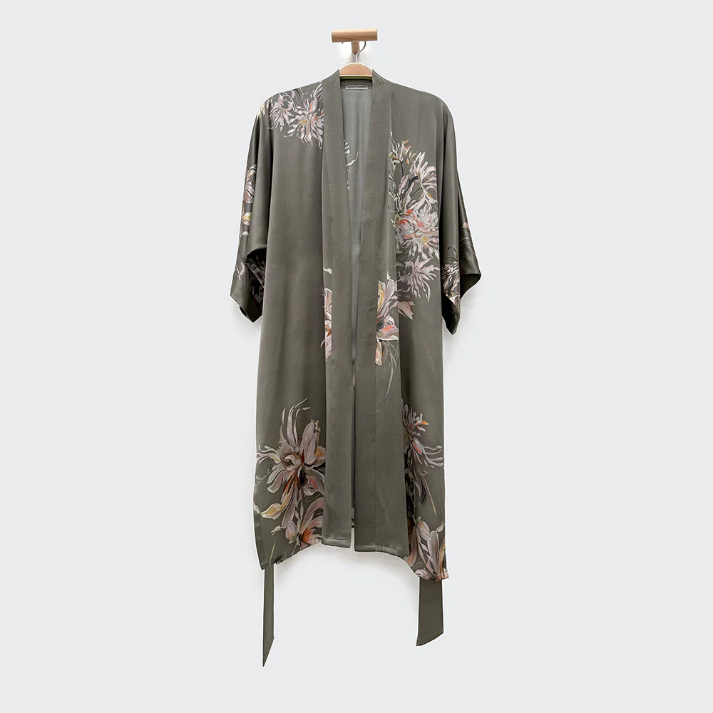 Washable Silk Yuri Short Kimono Robe