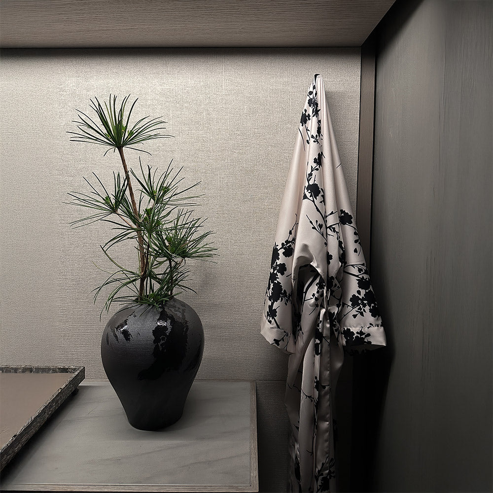 Emi Short Kimono Robe