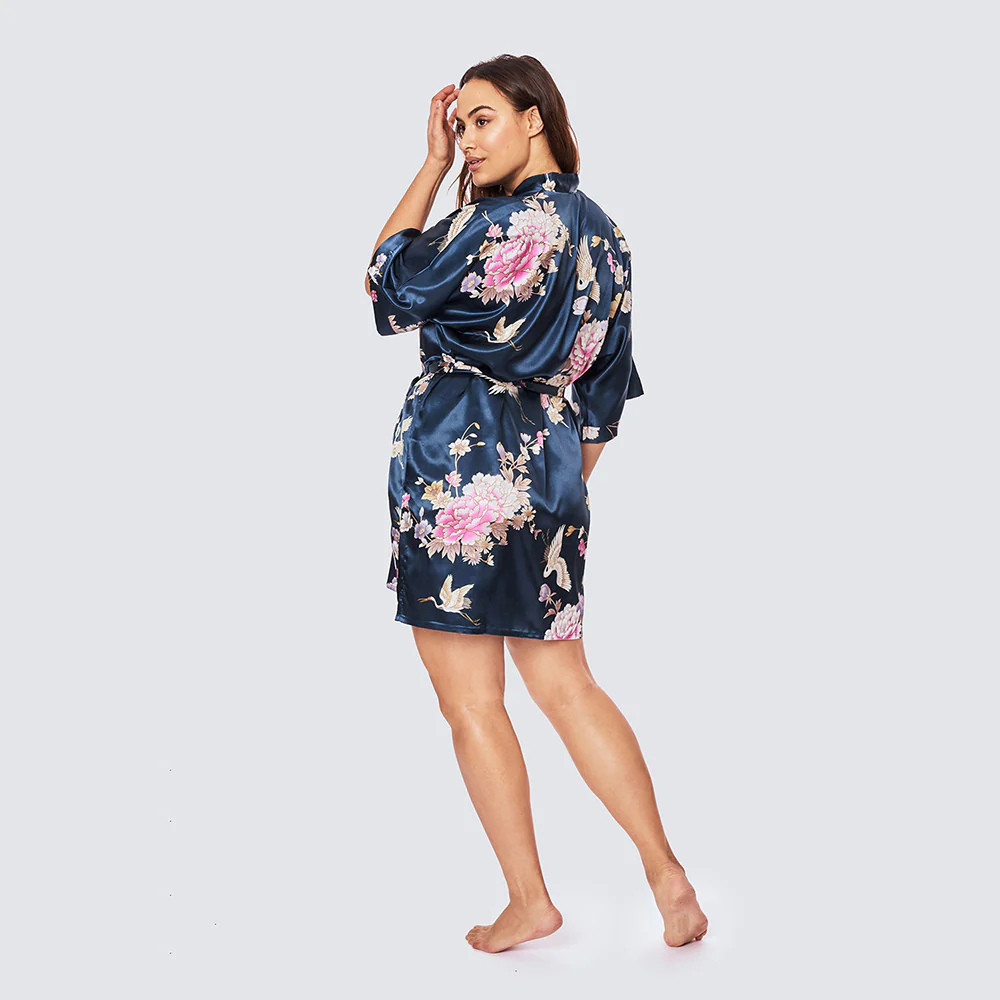 Chrysanthemum & Crane Short Kimono Robe (Plus Size)