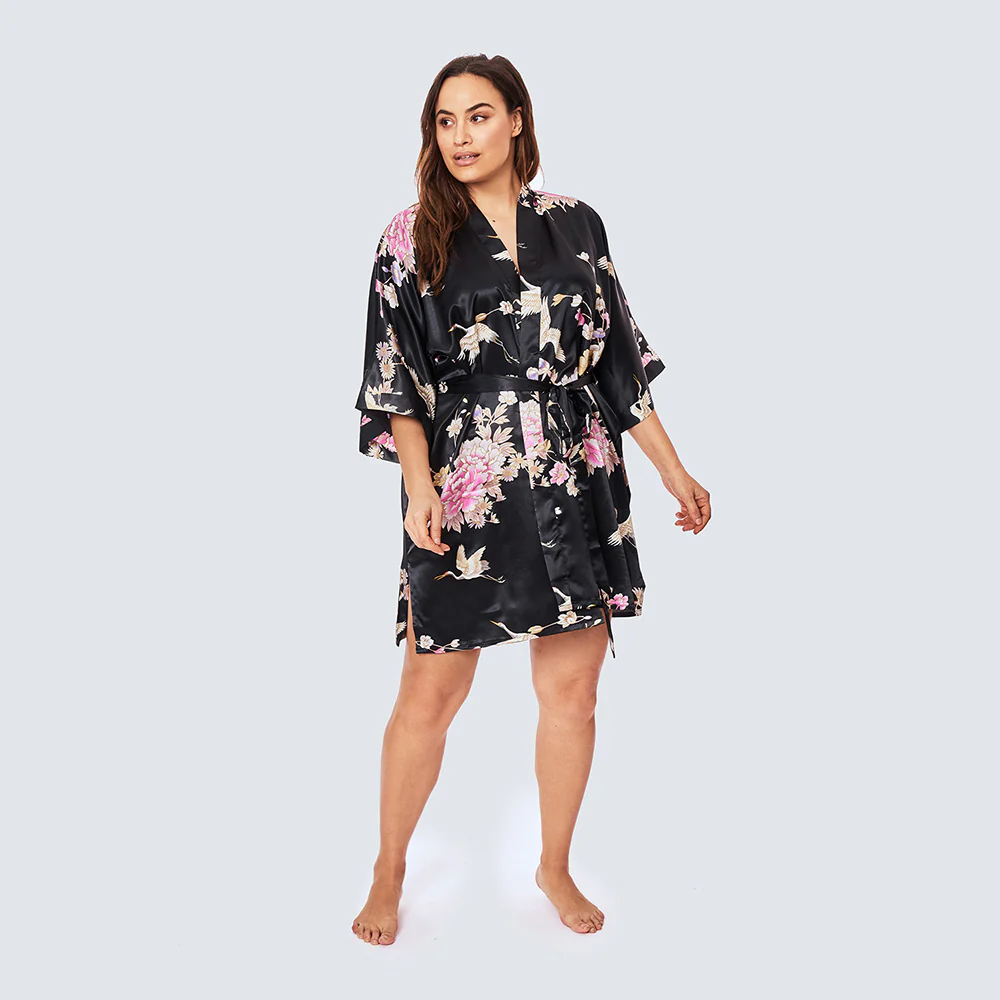 Chrysanthemum & Crane Short Kimono Robe (Plus Size)