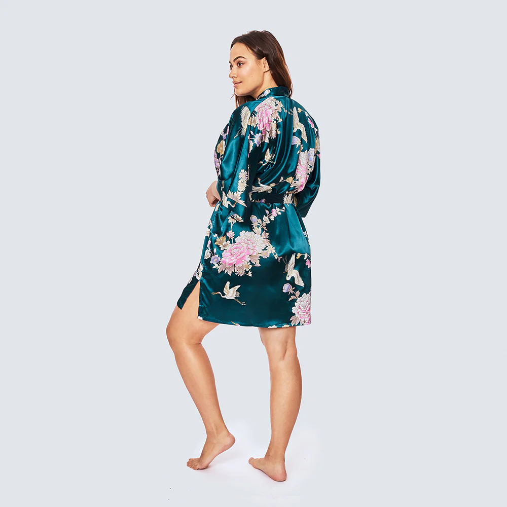 Chrysanthemum & Crane Short Kimono Robe (Plus Size)