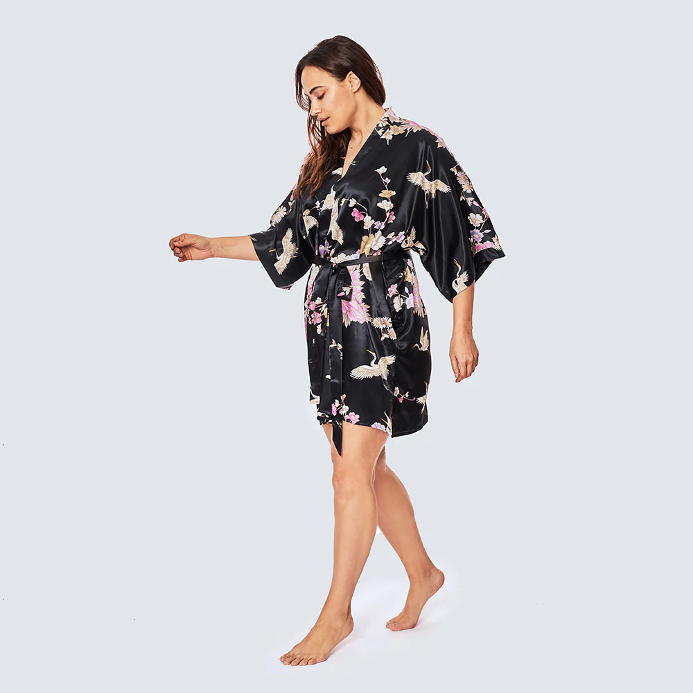 Chrysanthemum & Crane Short Kimono Robe (Plus Size)