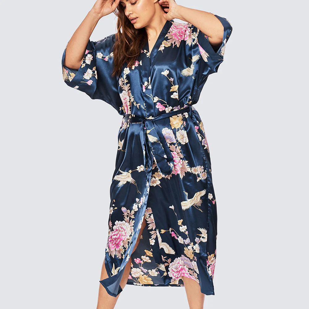 Chrysanthemum & Crane Long Kimono Robe (Plus Size) 16 Chrysanthemum & Crane Long Kimono Robe (Plus Size)