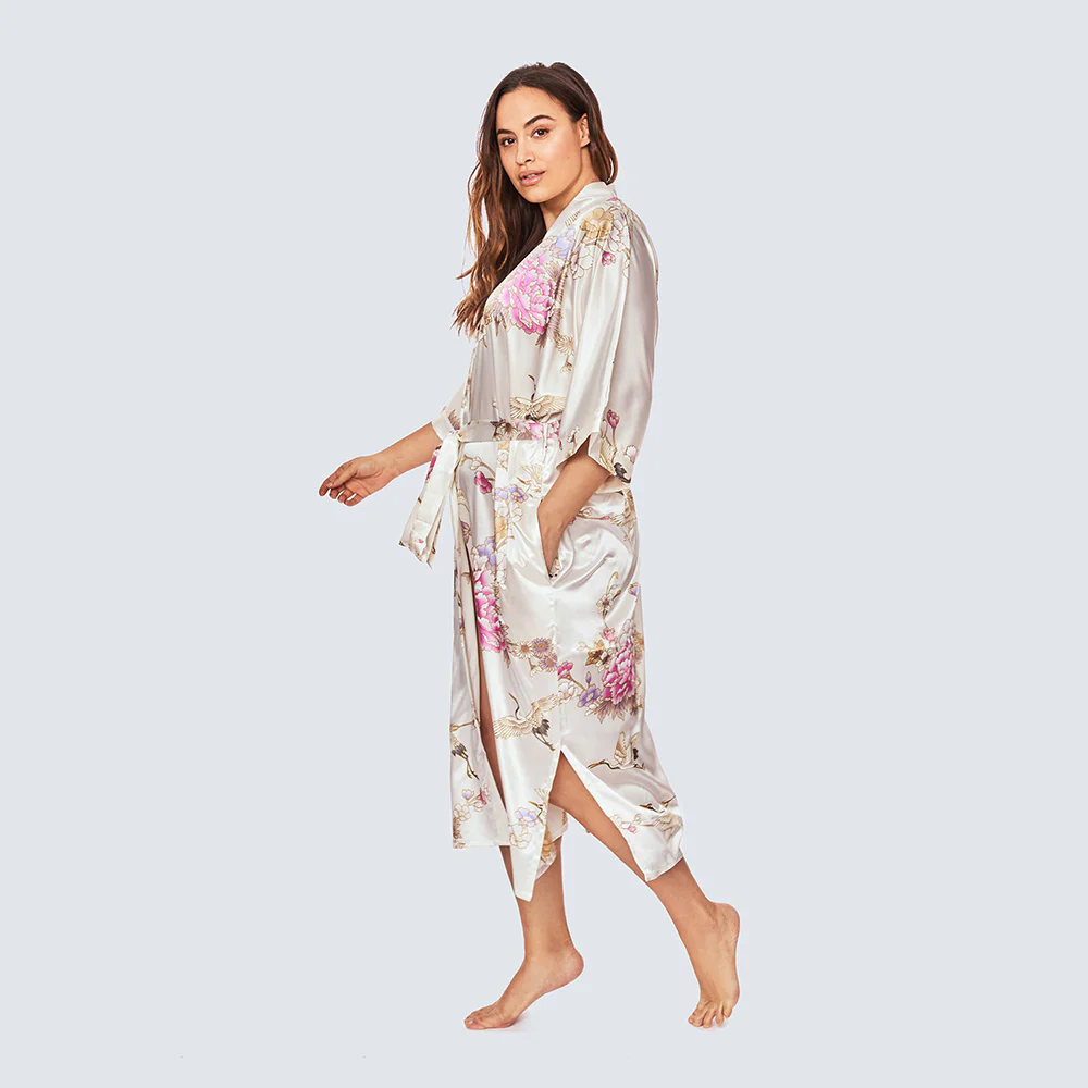 Chrysanthemum & Crane Long Kimono Robe (Plus Size) 26 Chrysanthemum & Crane Long Kimono Robe (Plus Size)