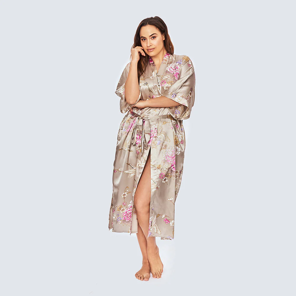 Chrysanthemum & Crane Long Kimono Robe (Plus Size) 29 Chrysanthemum & Crane Long Kimono Robe (Plus Size)
