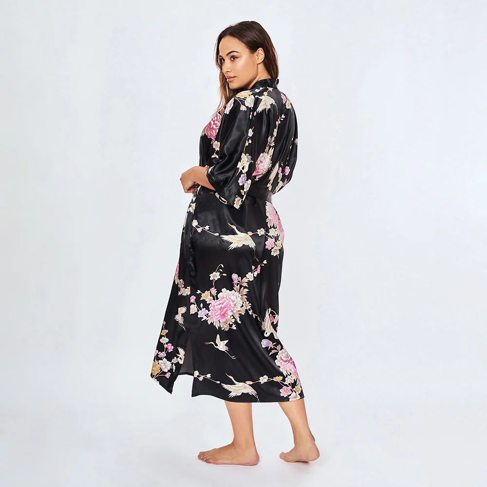 Chrysanthemum & Crane Long Kimono Robe (Plus Size) 3 Chrysanthemum & Crane Long Kimono Robe (Plus Size)