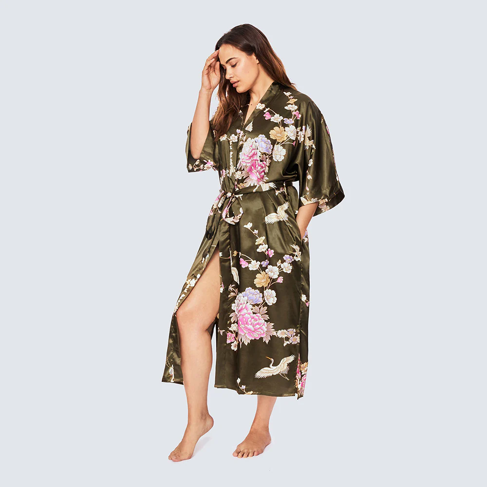 Chrysanthemum & Crane Long Kimono Robe (Plus Size) 6 Chrysanthemum & Crane Long Kimono Robe (Plus Size)