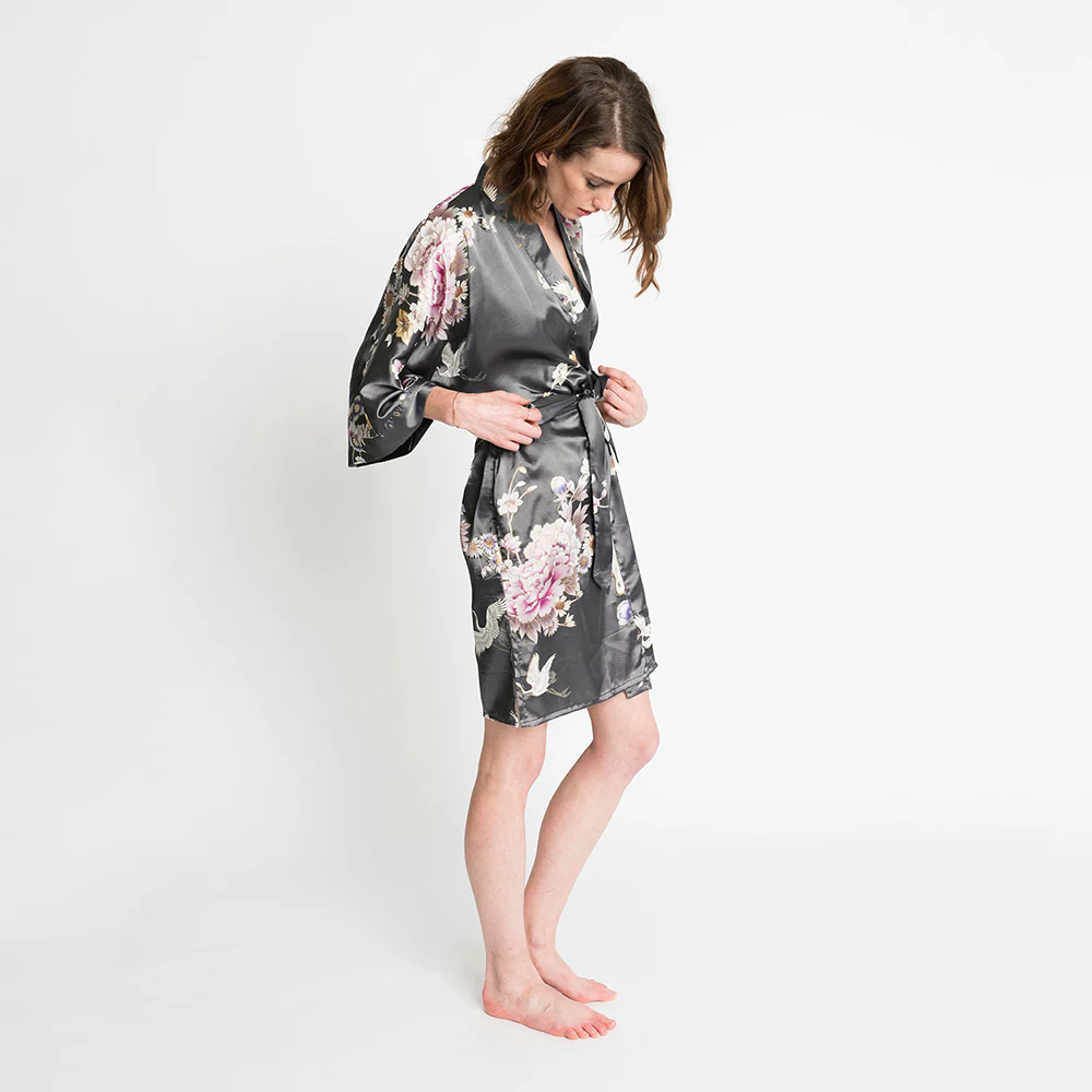 Chrysanthemum & Crane Short Kimono Robe 15 Chrysanthemum & Crane Short Kimono Robe