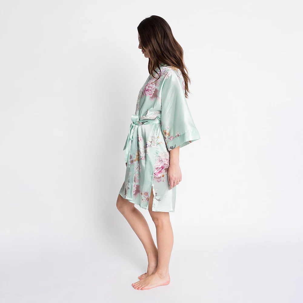 Chrysanthemum & Crane Short Kimono Robe 18 Chrysanthemum & Crane Short Kimono Robe