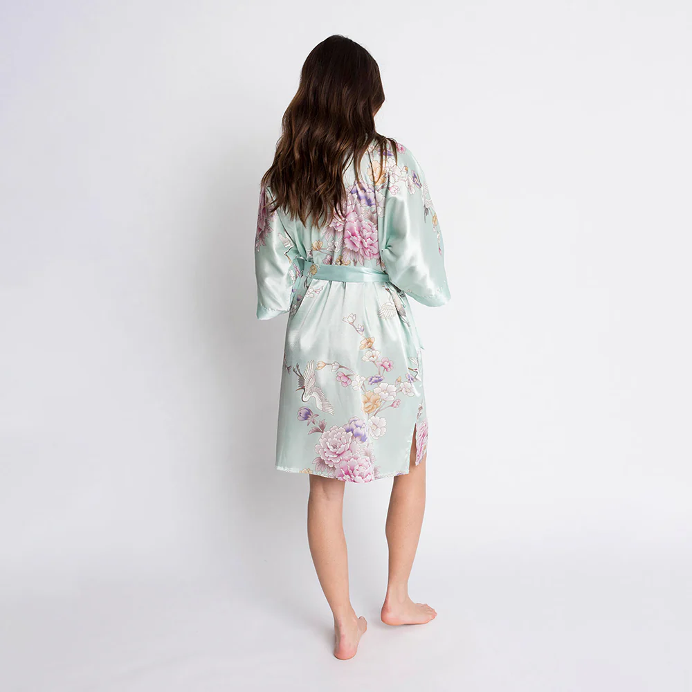 Chrysanthemum & Crane Short Kimono Robe 19 Chrysanthemum & Crane Short Kimono Robe