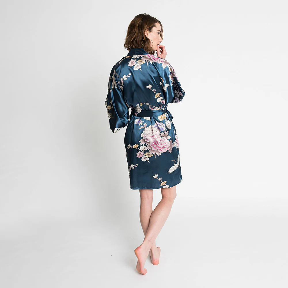Chrysanthemum & Crane Short Kimono Robe 21 Chrysanthemum & Crane Short Kimono Robe