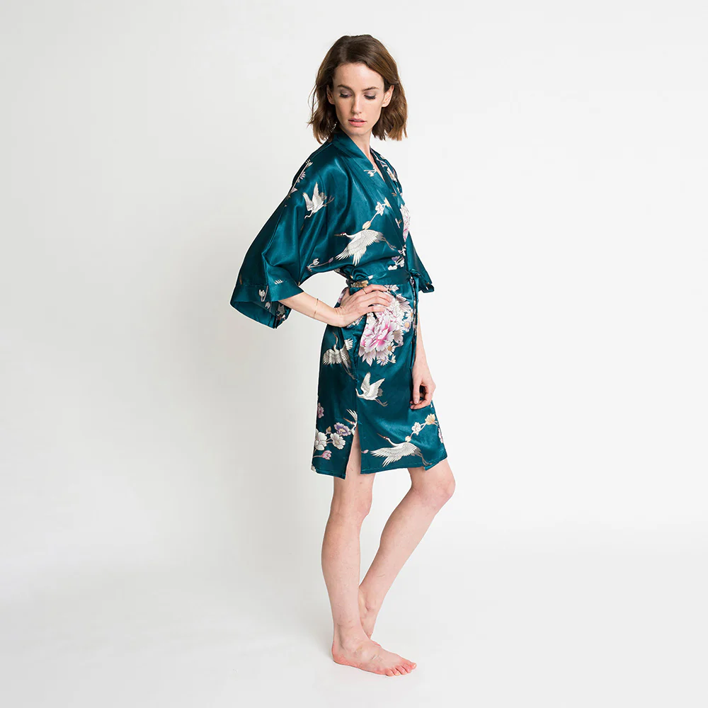 Chrysanthemum & Crane Short Kimono Robe 23 Chrysanthemum & Crane Short Kimono Robe