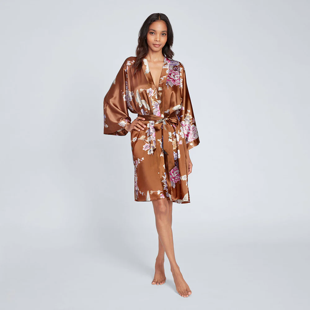 Chrysanthemum & Crane Short Kimono Robe 28 Chrysanthemum & Crane Short Kimono Robe