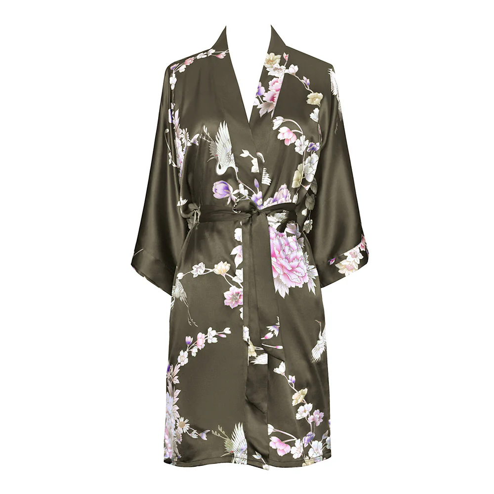 Chrysanthemum & Crane Short Kimono Robe 43 Chrysanthemum & Crane Short Kimono Robe