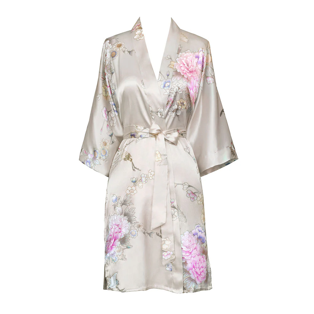 Chrysanthemum & Crane Short Kimono Robe 55 Chrysanthemum & Crane Short Kimono Robe